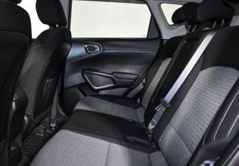 Подержанный автомобиль Kia Soul 2022 года (12 фото)