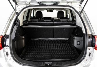 Подержанный автомобиль Mitsubishi Outlander 2018 года (25 фото)