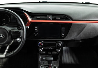 Подержанный автомобиль Kia Rio Sedan 2021 года (14 фото)