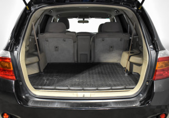 Подержанный автомобиль Toyota Highlander 2008 года (20 фото)