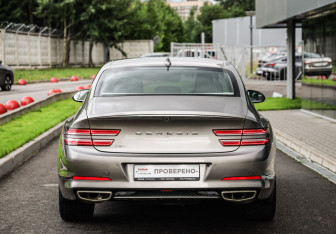 Подержанный автомобиль Genesis G80 2021 года (7 фото)
