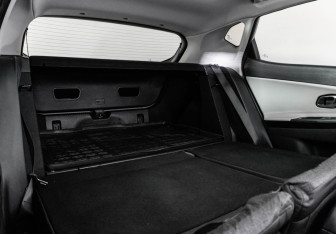 Подержанный автомобиль Kia Ceed Hatchback 2013 года (26 фото)