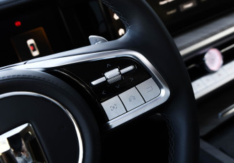 Подержанный автомобиль Tank 500 2023 года (11 фото)