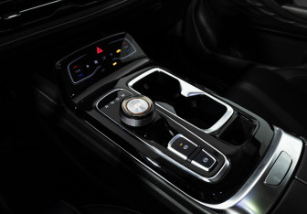 Подержанный автомобиль JAC JS6 2022 года (16 фото)