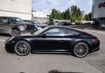 Подержанный автомобиль Porsche 911 Coupe 2016 года (14 фото)