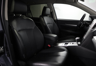 Подержанный автомобиль Subaru Outback Wagon 2012 года (16 фото)