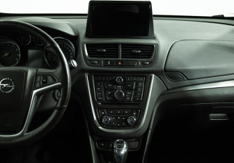 Подержанный автомобиль Opel Mokka 2013 года (14 фото)