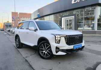 Подержанный автомобиль GAC GS8 2023 года (3 фото)