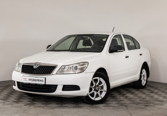 Подержанный автомобиль Skoda Octavia Liftback 2011 года (1 фото)