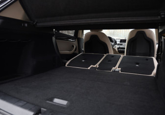 Подержанный автомобиль BMW X1 2021 года (31 фото)