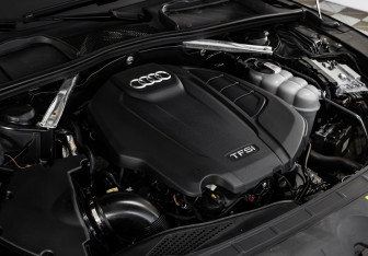 Подержанный автомобиль Audi A5 Liftback 2021 года (15 фото)
