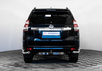Подержанный автомобиль Toyota Land Cruiser Prado 2017 года (7 фото)
