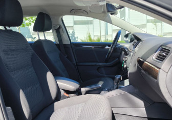 Подержанный автомобиль Volkswagen Jetta Sedan 2014 года (14 фото)