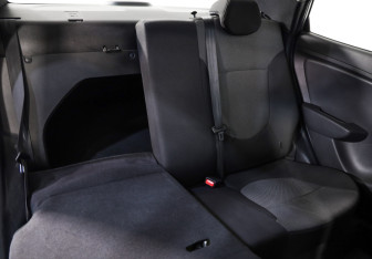 Подержанный автомобиль Hyundai Solaris Sedan 2013 года (18 фото)