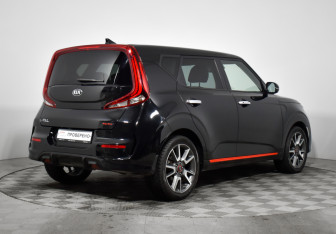 Подержанный автомобиль Kia Soul 2020 года (5 фото)