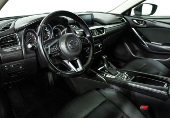 Подержанный автомобиль Mazda 6 Sedan 2018 года (11 фото)