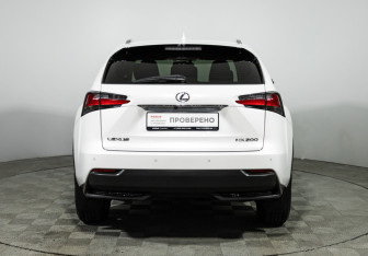 Подержанный автомобиль Lexus NX 2017 года (6 фото)