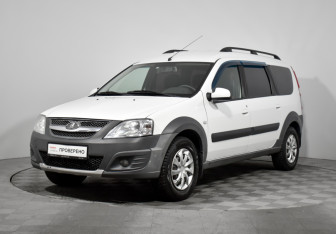 Подержанный автомобиль LADA (ВАЗ) Largus Wagon 2016 года (1 фото)