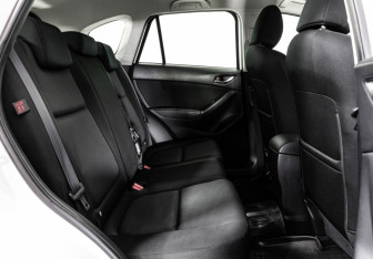 Подержанный автомобиль Mazda CX-5 2014 года (17 фото)