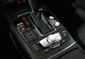 Подержанный автомобиль Audi A6 allroad 2016 года (22 фото)