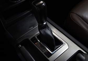 Подержанный автомобиль Toyota Land Cruiser Prado 2016 года (20 фото)