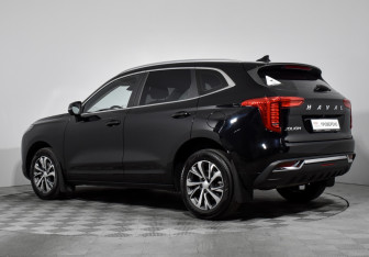 Подержанный автомобиль Haval Jolion 2023 года (7 фото)