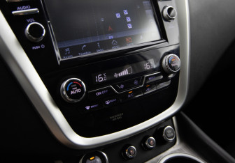 Подержанный автомобиль Nissan Murano Suv 2019 года (18 фото)