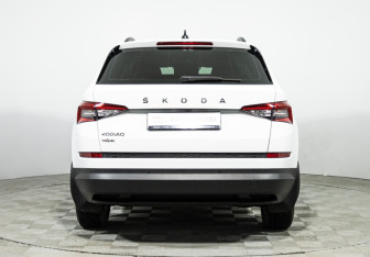 Подержанный автомобиль Skoda Kodiaq 2021 года (6 фото)