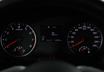 Подержанный автомобиль Kia Seltos 2021 года (12 фото)