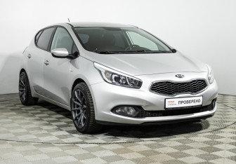 Подержанный автомобиль Kia Ceed Hatchback 2014 года (3 фото)