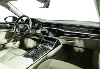 Подержанный автомобиль Audi A6 Sedan 2020 года (9 фото)