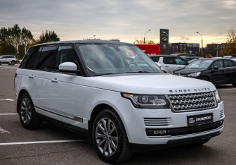 Подержанный автомобиль Land Rover Range Rover 2013 года (4 фото)