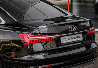 Подержанный автомобиль Audi A6 Sedan 2020 года (12 фото)