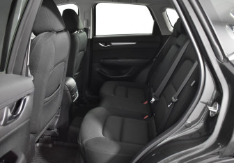 Подержанный автомобиль Mazda CX-5 2020 года (12 фото)