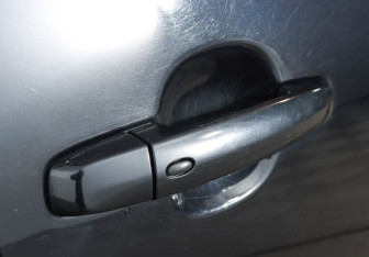 Подержанный автомобиль Suzuki Grand Vitara 2007 года (6 фото)