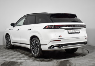 Подержанный автомобиль Jaecoo J8 2024 года (7 фото)