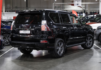 Подержанный автомобиль Lexus GX 2015 года (6 фото)