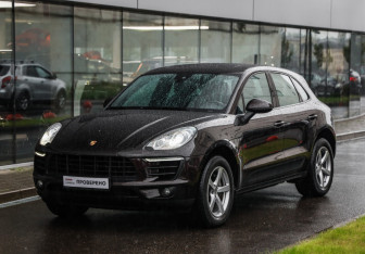 Подержанный автомобиль Porsche Macan 2018 года (3 фото)