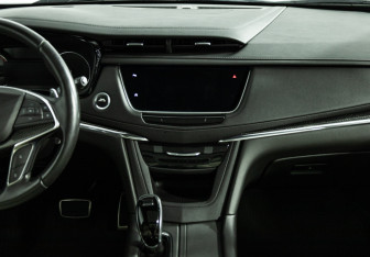 Подержанный автомобиль Cadillac XT5 2020 года (14 фото)