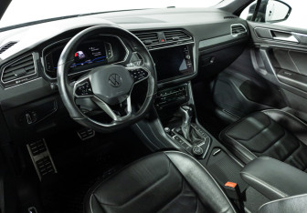 Подержанный автомобиль Volkswagen Tiguan 2020 года (11 фото)