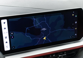 Подержанный автомобиль Geely Coolray 2024 года (17 фото)