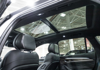 Подержанный автомобиль Geely Monjaro 2025 года (32 фото)