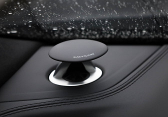 Подержанный автомобиль Audi Q7 2018 года (19 фото)