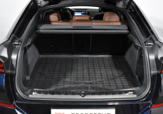 Подержанный автомобиль BMW X6 2019 года (22 фото)