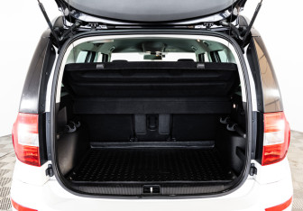 Подержанный автомобиль Skoda Yeti 2015 года (19 фото)