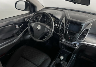 Подержанный автомобиль SsangYong Actyon 2014 года (8 фото)