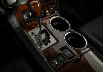 Подержанный автомобиль Toyota Highlander 2011 года (17 фото)