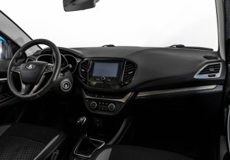 Подержанный автомобиль LADA (ВАЗ) Vesta Sedan 2017 года (9 фото)