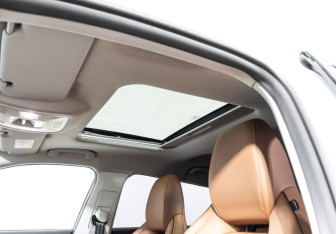 Подержанный автомобиль Omoda C5 2022 года (14 фото)