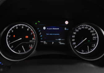 Подержанный автомобиль Toyota Camry Sedan 2019 года (24 фото)